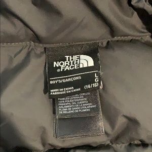 550 Boys North Face coat